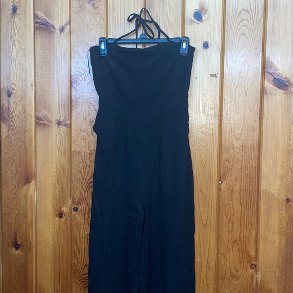 White Birch black label Full Size Halter Neck Wide Leg Jumpsuit Pockets medium - Picture 4 of 13